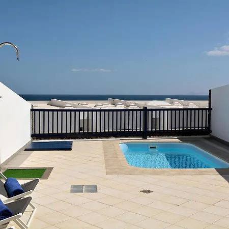 Holiday home Kentia